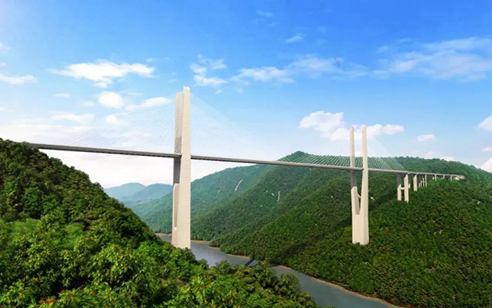 飛虹再起，徐工塔機助建黔東南第一高橋